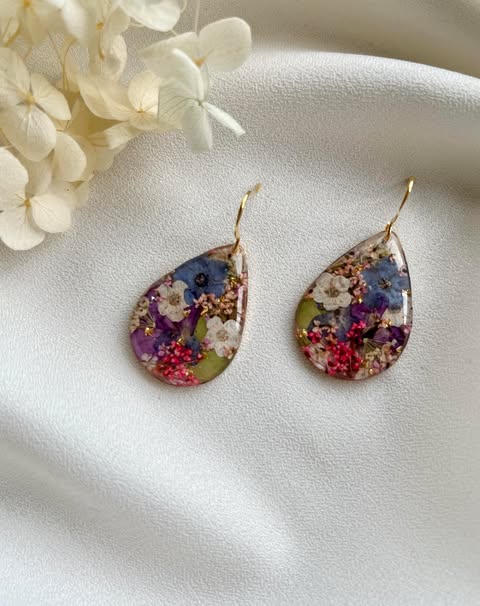 Full Bloom Earrings | Pressed Flowers