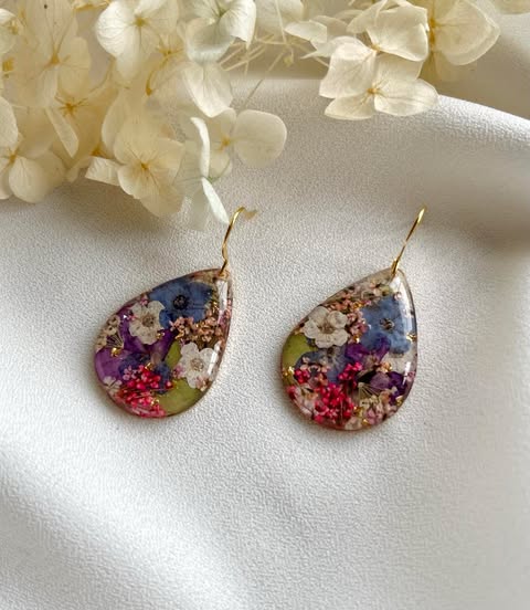 Full Bloom Earrings | Pressed Flowers