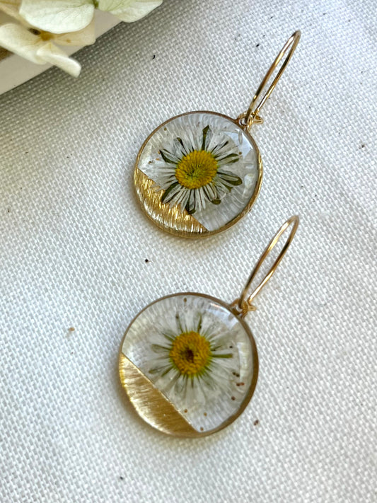 Pressed Flowers | Daisy Earrings