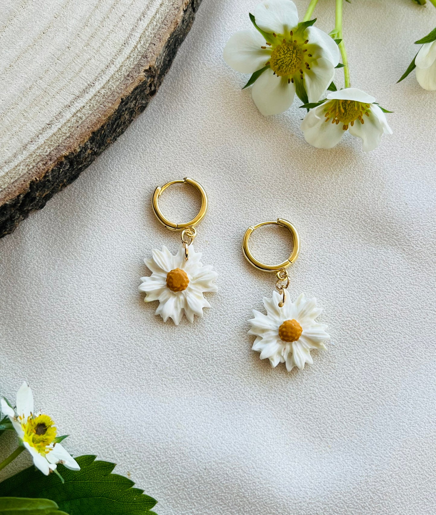 Garden Collection | Daisy Earrings