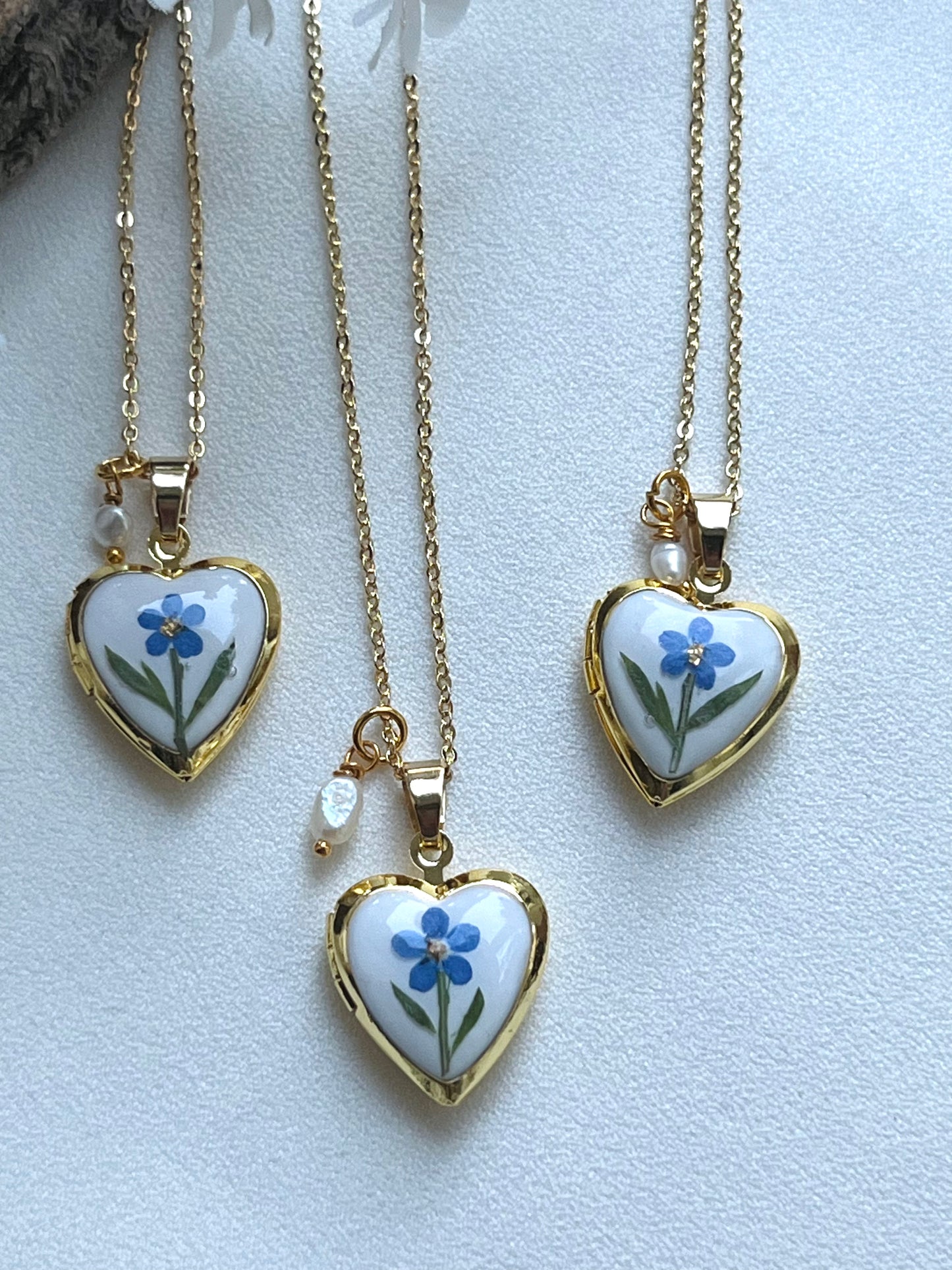Pressed Flowers | Forget me Not | Locket Necklace