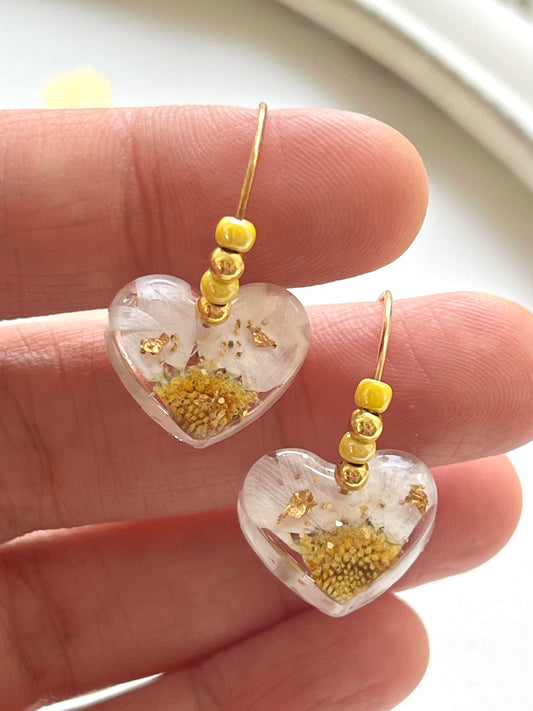 Pressed Flowers | Daisy Heart