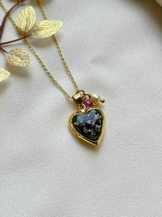 Pressed Flowers | Heart Locket